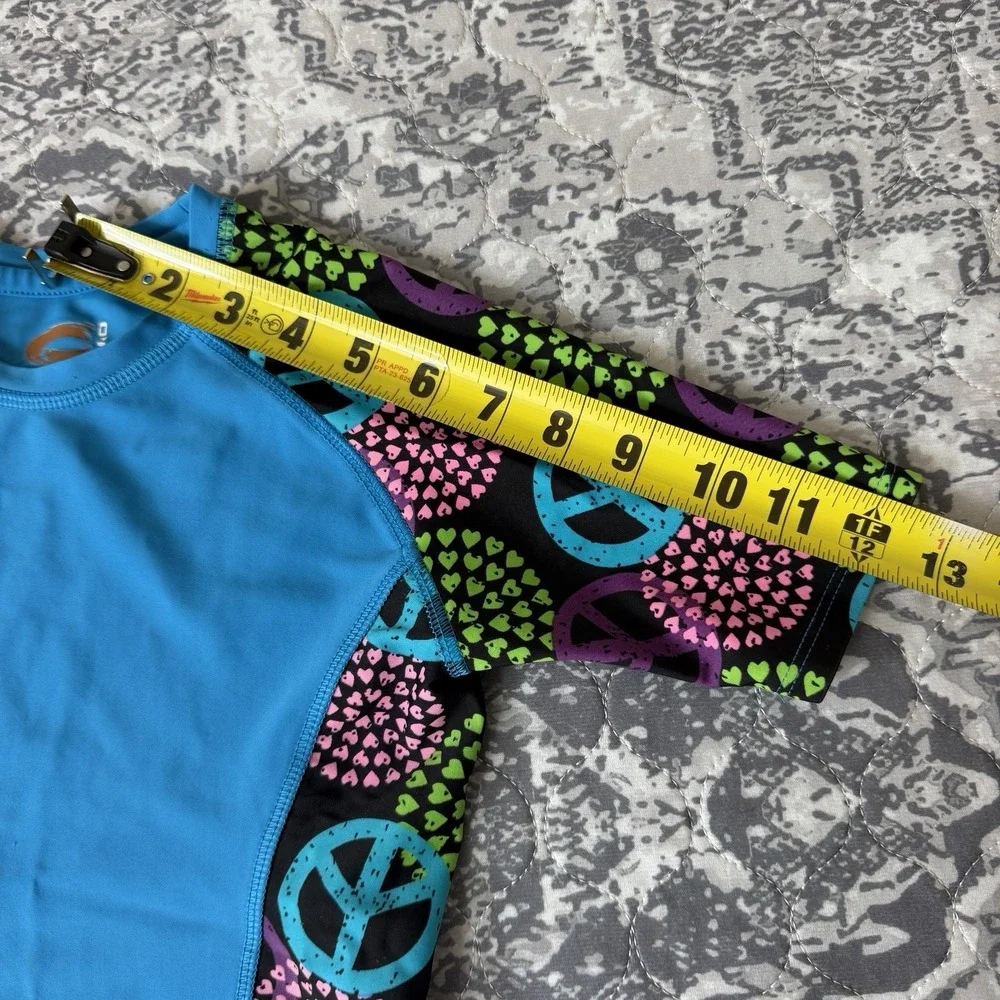 O'Rageous Rash Guard UPF 50+ Swim Shirt Short Sleeve Youth XS Peace Sign